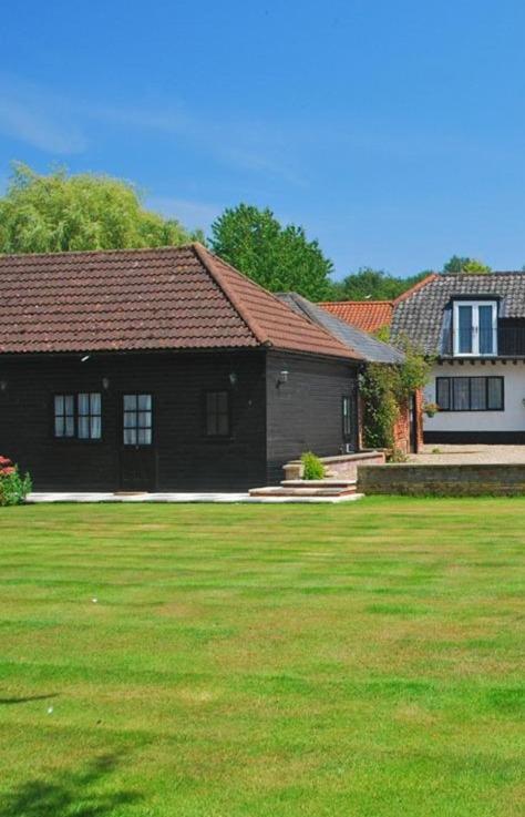 The Oak Rooms Coltishall 外观 照片